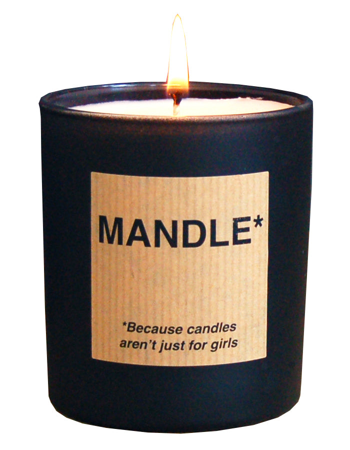 Man candle scented with cuban tobacco and oak