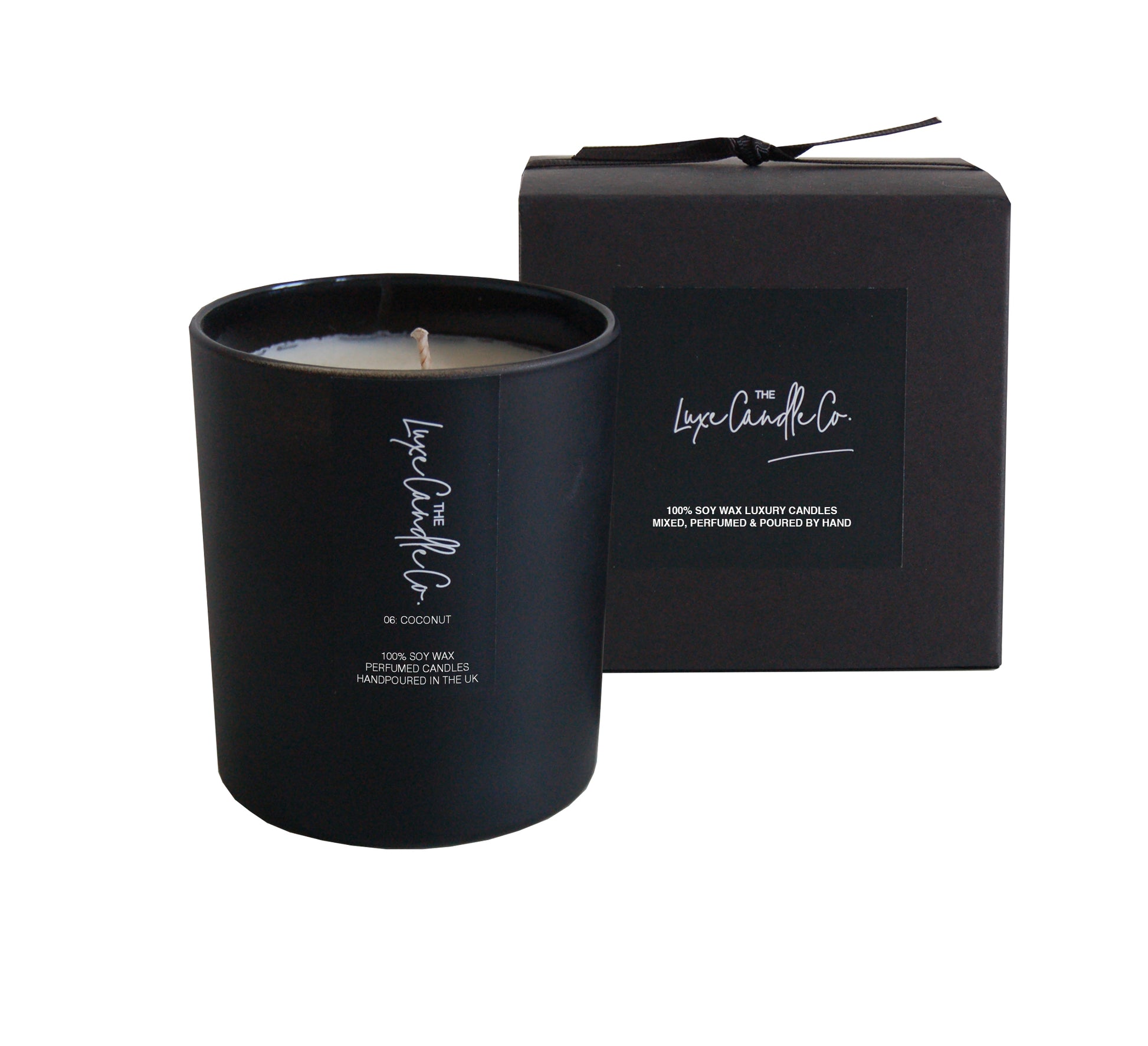 Luxury soy wax candle with coconut scent fragrance in black glass jar
