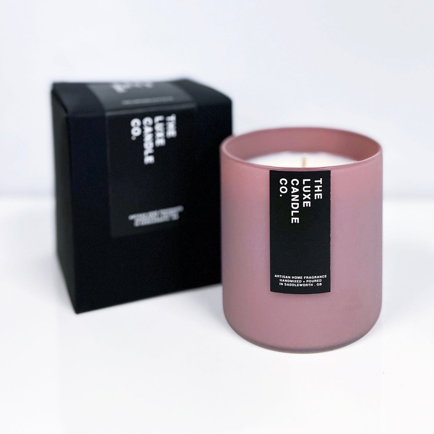 Luxury soy wax candle with Vetiver scent fragrance in minimal contemporary pigment rich muted lilac coloured glass jar