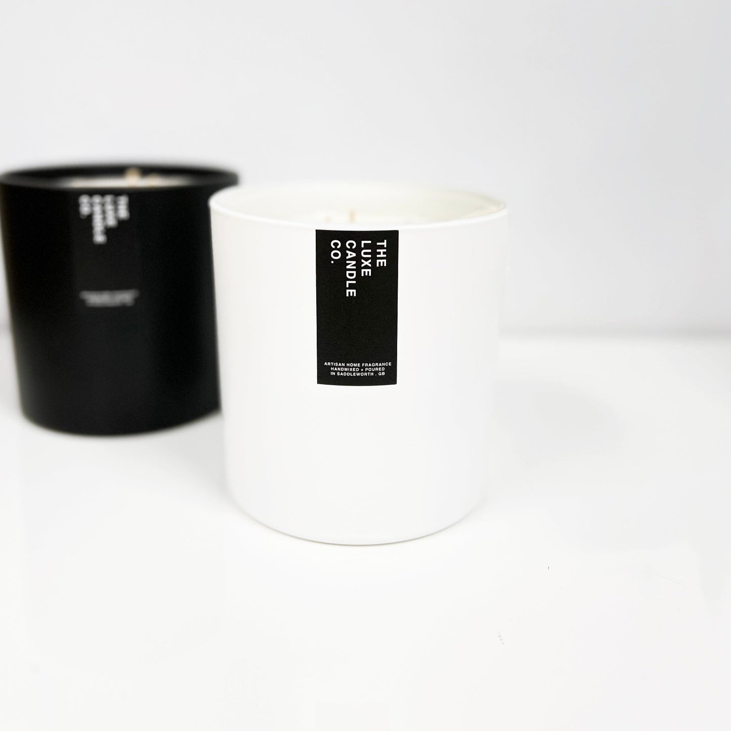 Luxury white 3 wick scented candle